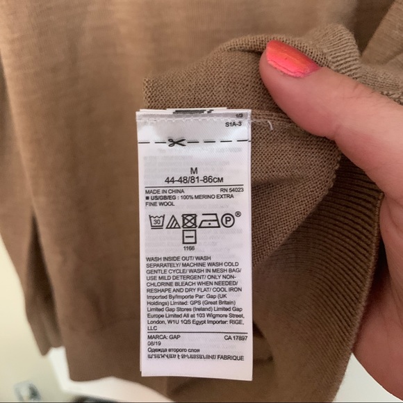 Merino Wool Turtleneck - Picture 5 of 5